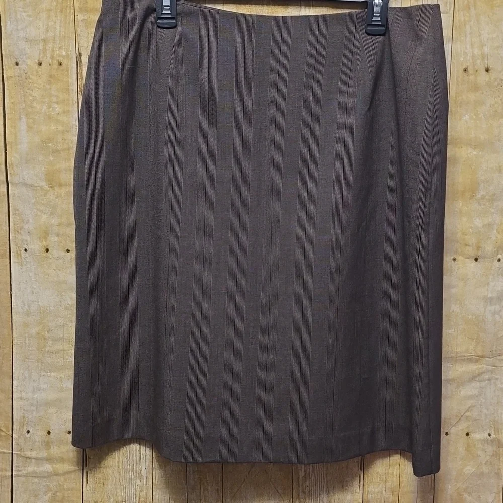 Laura Scott | Stretch | Women's | Brown | Work Skirt | Size 18